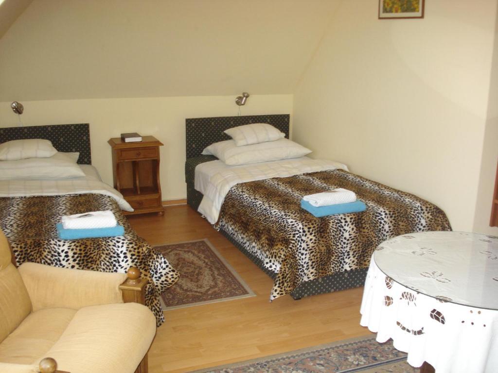 Szent György Fogadó Pécs Habitación foto